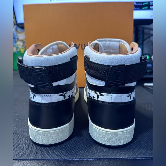 Louis Vuitton Rivoli high top nior and white sneakers nior sz us 7 eu 41.5 - Picture 9 of 11